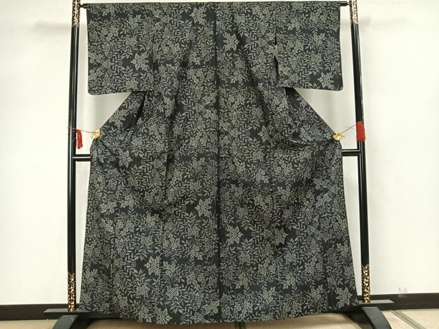平和屋着物▽本場大島紬 単衣 草花文 黒地 正絹 逸品 AAAZ1697fy