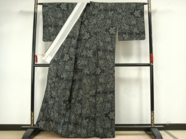 平和屋着物▽本場大島紬 単衣 草花文 黒地 正絹 逸品 AAAZ1697fy