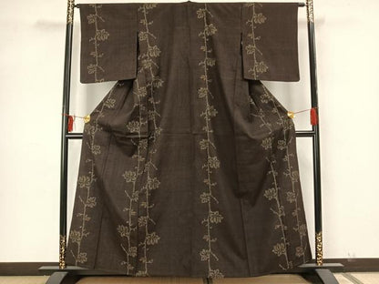平和屋着物▽本場結城紬　重要無形文化財　単衣　100亀甲　枝花文　正絹　逸品　AABK4514ck