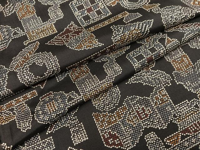 平和屋着物●本場染大島紬 器物文 正絹 逸品 AAAZ1810ph