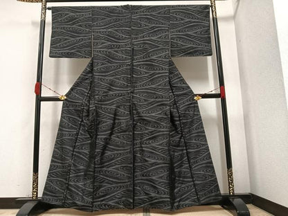 平和屋着物●本場大島紬 流水文 正絹 逸品 AAAZ1820ph