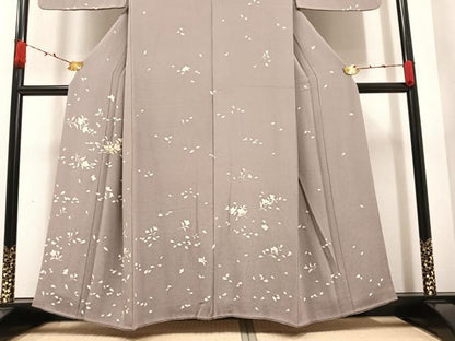 平和屋着物●訪問着　友禅　駒刺繍　舞桜文　金彩　鬼しぼ縮緬　正絹　逸品　AAAZ1931ph
