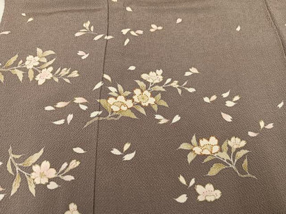 平和屋着物●訪問着　友禅　駒刺繍　舞桜文　金彩　鬼しぼ縮緬　正絹　逸品　AAAZ1931ph