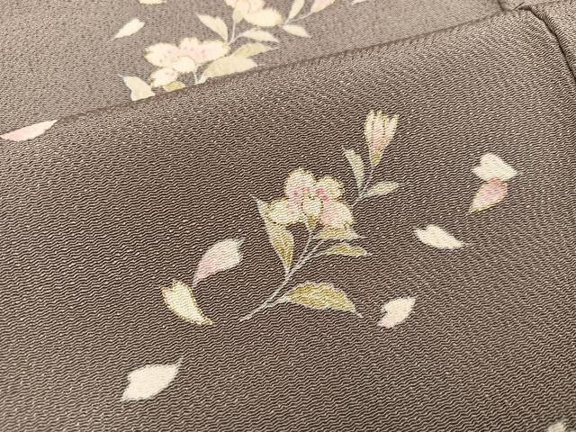 平和屋着物●訪問着　友禅　駒刺繍　舞桜文　金彩　鬼しぼ縮緬　正絹　逸品　AAAZ1931ph
