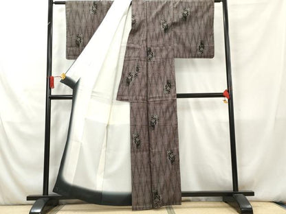 平和屋着物▼本場大島紬 7マルキ 色紙重ね花唐草文 正絹 逸品 未使用 AAAZ2698cs