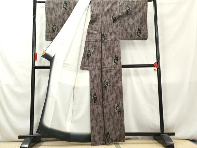 平和屋着物▼本場大島紬 7マルキ 色紙重ね花唐草文 正絹 逸品 未使用 AAAZ2698cs