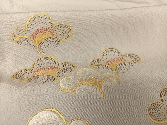 平和屋着物●人間国宝　福田喜重　刺繍　色留袖　舞花文　暈し染め　金彩　正絹　逸品　未使用　AAAZ3018np