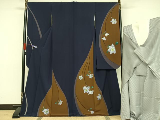 平和屋着物●世界的人形師 辻村寿三郎 ジュサブロー 振袖・長襦袢(袷)セット 枝花文 ロング丈 正絹 逸品 AAAZ3100np