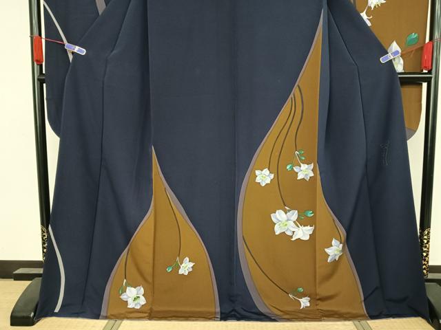 平和屋着物●世界的人形師 辻村寿三郎 ジュサブロー 振袖・長襦袢(袷)セット 枝花文 ロング丈 正絹 逸品 AAAZ3100np
