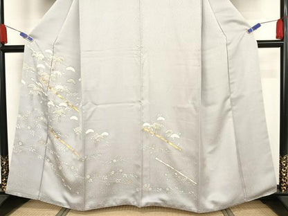 平和屋着物●銀座きしや　訪問着　駒刺繍　松に藤花房　金糸　金彩　たとう紙付き　正絹　逸品　AAAZ3102np