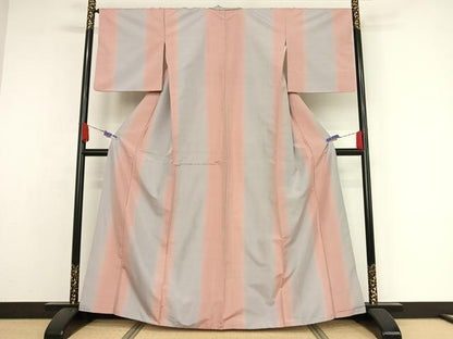平和屋着物●上質な紬　間道　さが美扱い　正絹　逸品　AAAZ3208np