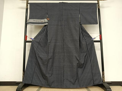 平和屋着物●十五代目　馬下助左衛門　紬　さくらんぼ紬　縞　反端付き　正絹　逸品　AAAZ3298np
