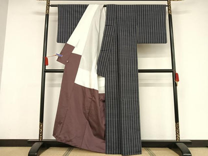 平和屋着物●十五代目　馬下助左衛門　紬　さくらんぼ紬　縞　反端付き　正絹　逸品　AAAZ3298np