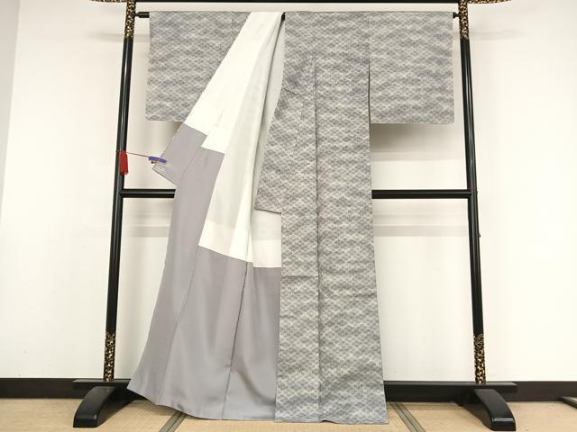 平和屋着物●本場結城紬 重要無形文化財 100亀甲 花菱文 三越扱い 正絹 逸品 未使用 AAAZ3328np