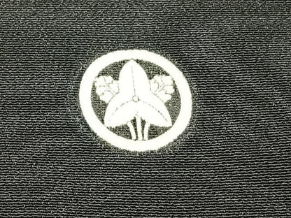 平和屋着物■豪華黒留袖　駒刺繍　御所車枝松文　金銀彩　正絹　逸品　AAAZ3559mf