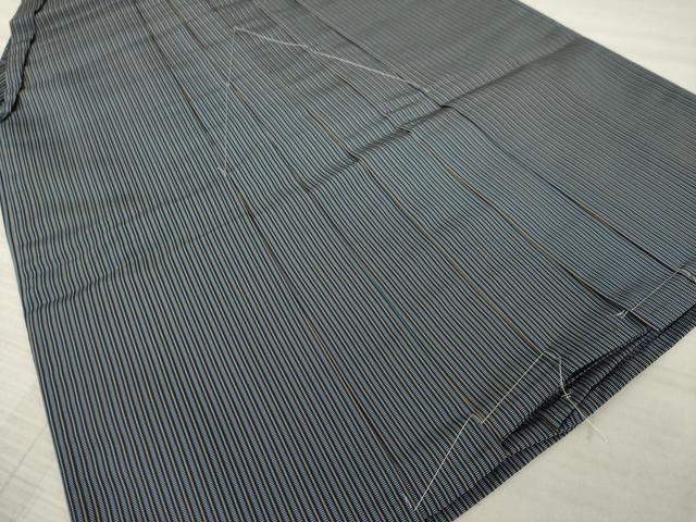 平和屋着物●男性　人間国宝　甲田綏郎　精好仙台平　馬乗り袴　縞　正絹　逸品　AAAZ3721ck