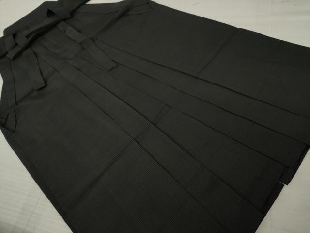 平和屋着物●男性 馬乗り袴 縞 黒地 正絹 逸品 AAAZ3727ck