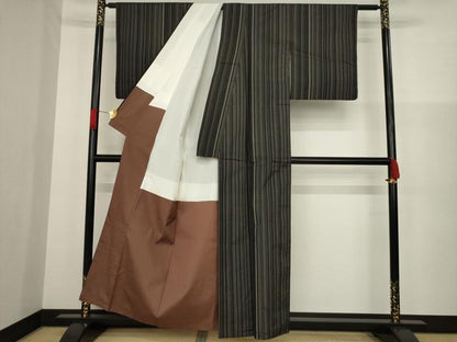 平和屋着物●上質な紬 縞 黒地 正絹 逸品 AAAZ3750ck