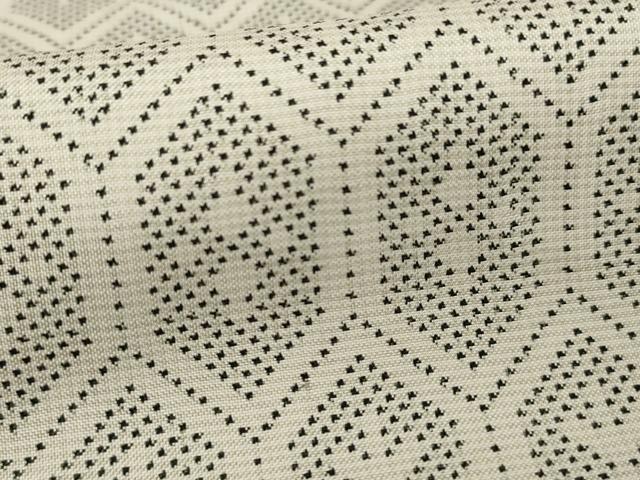 平和屋着物●本場大島紬　白大島　一元絣　亀甲文　正絹　逸品　AAAZ3801ck