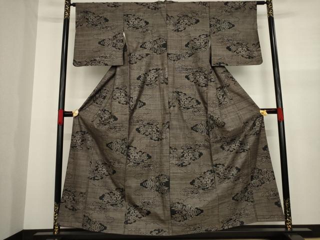 平和屋着物●本場大島紬 カタス9マルキ 雲取り流水花文 正絹 逸品 AAAZ3818ck