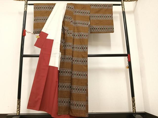 平和屋着物●本場大島紬　一元7マルキ　幾何学文様　正絹　逸品　AAAZ4490ph