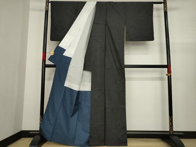 平和屋着物●本場大島紬　舞花文　正絹　逸品　AAAZ4804ck