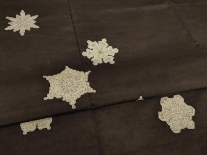 平和屋着物●訪問着　紬地　刺繍　雪華　木版染め　金糸　ゑり善扱い　正絹　逸品　AAAZ4819ck