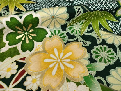 平和屋着物●豪華振袖　駒刺繍　吉祥花文　金彩　ロング丈　正絹　逸品　AAAZ4870ck