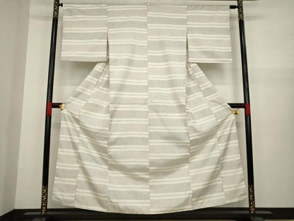 平和屋着物●本場大島紬 白大島 100亀甲 横段文 正絹 逸品 AAAZ4877ck