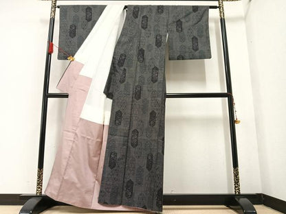 平和屋着物●本場大島紬 カタス7マルキ 吉祥草花文 隆紬工場謹製 証紙付き 正絹 逸品 AAAZ4915ph