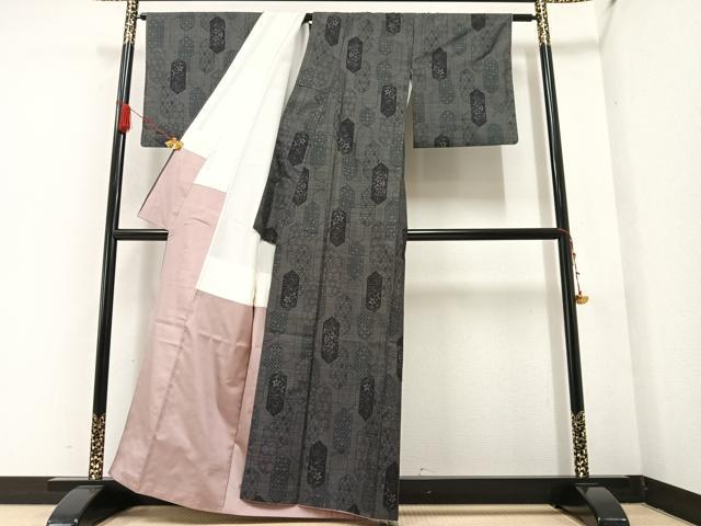 平和屋着物●本場大島紬 カタス7マルキ 吉祥草花文 隆紬工場謹製 証紙付き 正絹 逸品 AAAZ4915ph