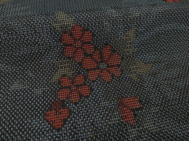 平和屋着物●本場大島紬　カタス7マルキ　草花文　正絹　逸品　AAAZ4979ck