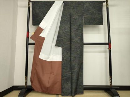 平和屋着物●本場大島紬 カタス9マルキ 風景文 黒地 正絹 逸品 AAAZ5000ck