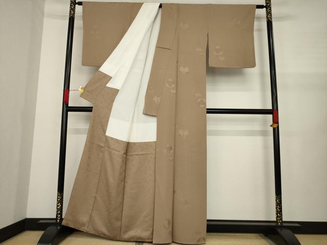 平和屋着物●上質な色無地　抱き茗荷地紋　紫染色　正絹　逸品　AAAZ5029ck