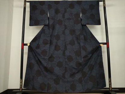 平和屋着物●本場結城紬 重要無形文化財 80亀甲 亀甲花文 三越扱い 正絹 逸品 AAAZ5034ck