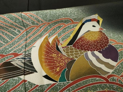 平和屋着物●豪華黒留袖　友禅　立波鴛鴦文　暈し染め　金銀彩　正絹　逸品　AAAZ5035ck