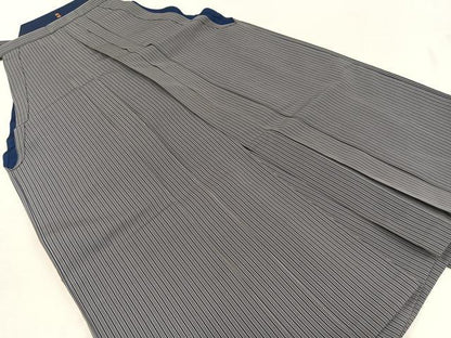 平和屋着物●男性　馬乗り袴　縞　正絹　逸品　AAAZ6826ph