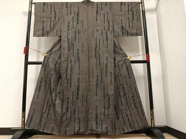 平和屋着物●本場大島紬 カタス７マルキ 蔦の葉文 間道 さが美扱い 正絹 逸品 AAAZ6877ph