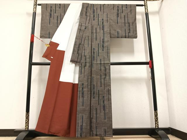 平和屋着物●本場大島紬 カタス７マルキ 蔦の葉文 間道 さが美扱い 正絹 逸品 AAAZ6877ph