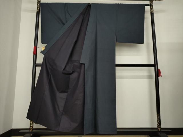平和屋着物●男性　本場大島紬　アンサンブル　80亀甲　総詰め　正絹　逸品　AAAZ7167ck