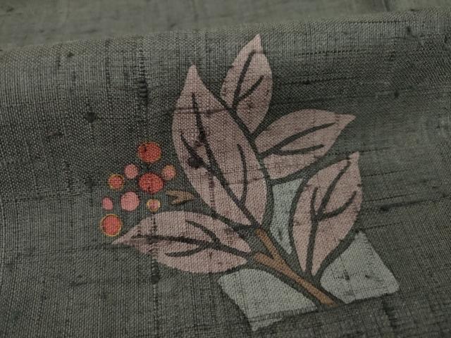 平和屋着物●上質な小紋　紬地　南天文　金彩　正絹　逸品　AAAZ7221ck