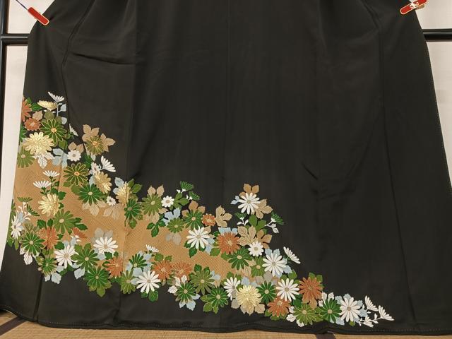 平和屋着物●豪華黒留袖　駒刺繍　草花文　金彩　正絹　逸品　AAAZ7316zg