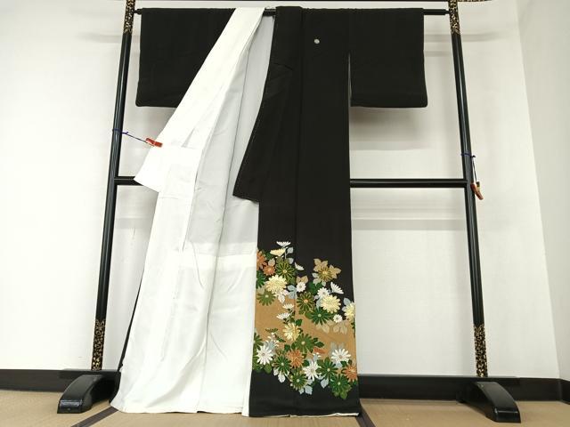 平和屋着物●豪華黒留袖　駒刺繍　草花文　金彩　正絹　逸品　AAAZ7316zg