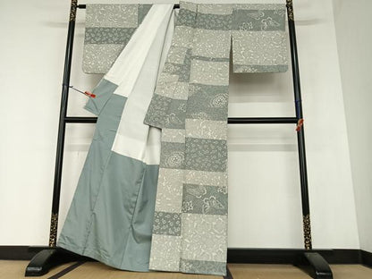 平和屋着物●上質な紬 型染め 横段花蝶文 正絹 逸品 AAAZ7402zg