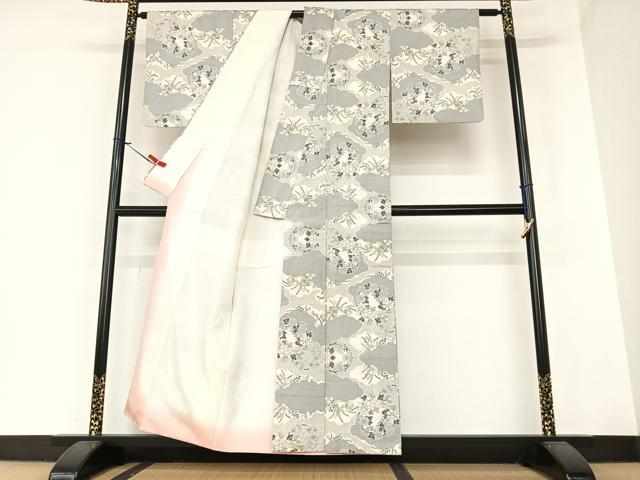平和屋着物●本場大島紬　白大島　総絣　一元7マルキ　雲重ね花文　正絹　逸品　AAAZ7490zg