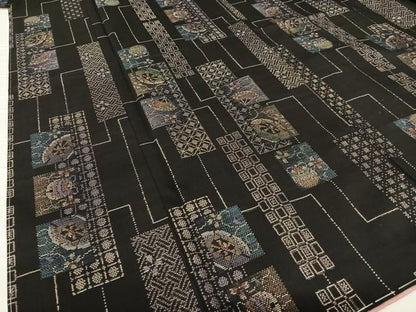 平和屋着物●本場大島紬　純泥染め　カタス7マルキ　手織り　短冊花文　興紬商店　証紙付き　正絹　逸品　未使用　AAAZ7532zg