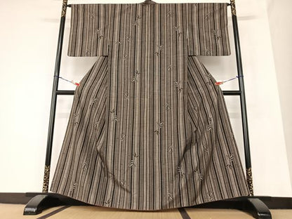 平和屋着物●上質な紬　笹竹文　正絹　逸品　AAAZ7546zg