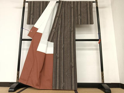 平和屋着物●上質な紬　笹竹文　正絹　逸品　AAAZ7546zg
