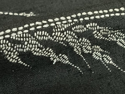 平和屋着物●上質な紬　訪問着　作家物　刺繍　刺し子　稲穂にふくら雀　黒地　正絹　逸品　AAAZ7569zg