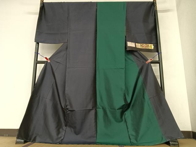 平和屋着物●本場大島紬　純泥染め　銀河　片身替わり　褐色×萌葱色　宮脇兼太郎商店　証紙付き　仮絵羽　正絹　逸品　未使用　AAAZ7578zg